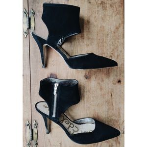 Sam Edelman Black Velvet Zip Heels - size 7